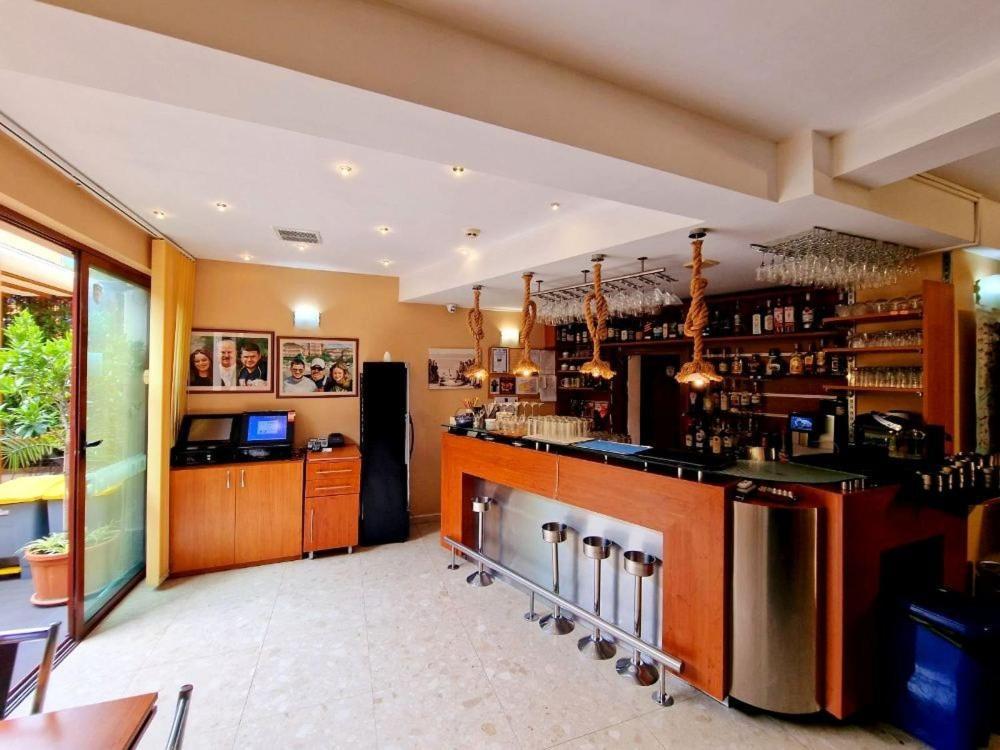 Къща За Гости Карел Nesebar Exterior foto